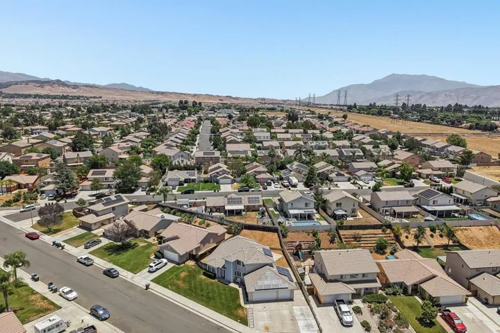 40-web-or-mls-Trinette Dr-S1607-040