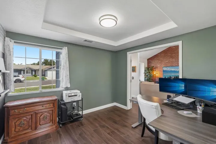 16-web-or-mls-Trinette Dr-S1607-016