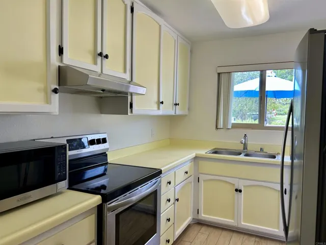 1706 Belle Mead Road, Encinitas, California 92024