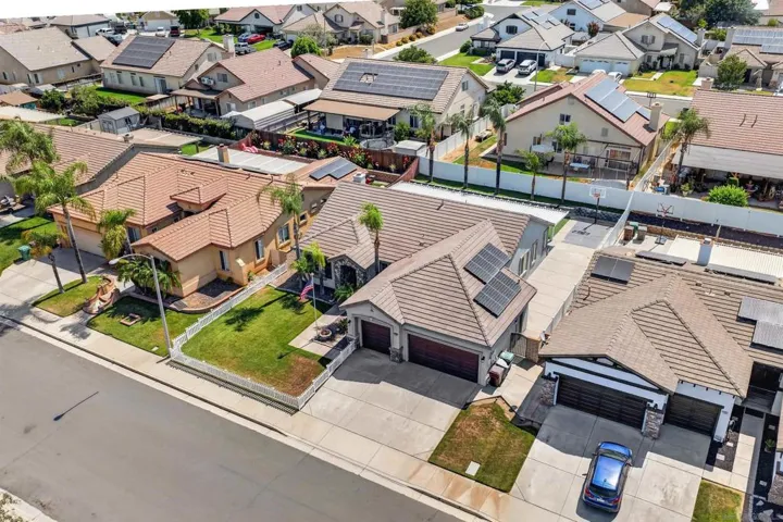 1166 Brookmeade Cir, Beaumont, California 92223