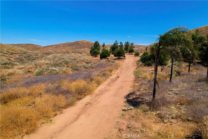 39282 San Ignacio Road, Hemet, California 92544