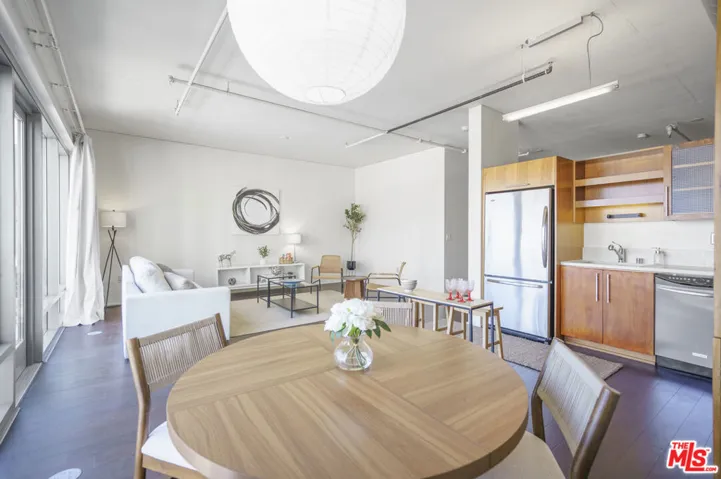 1100 S Hope Street 914, Los Angeles, California 90015