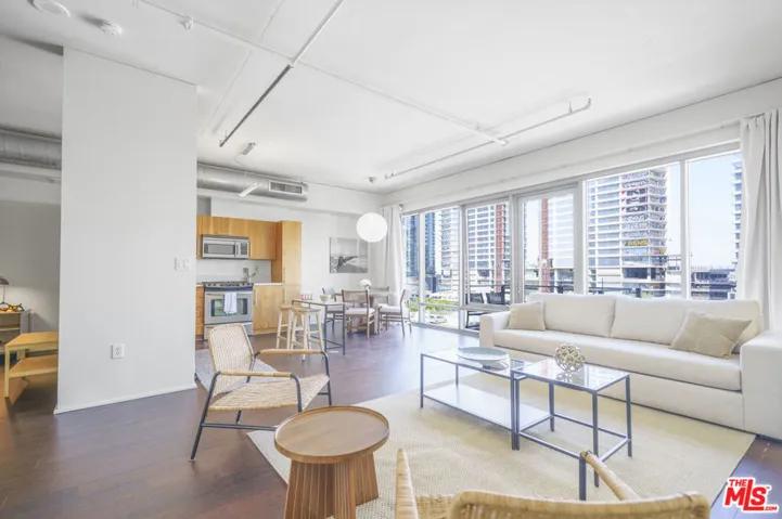 1100 S Hope Street 914, Los Angeles, California 90015
