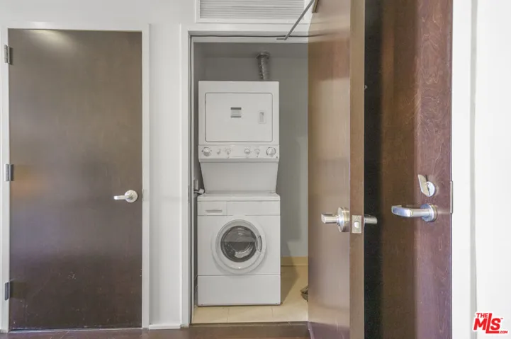 1100 S Hope Street 914, Los Angeles, California 90015
