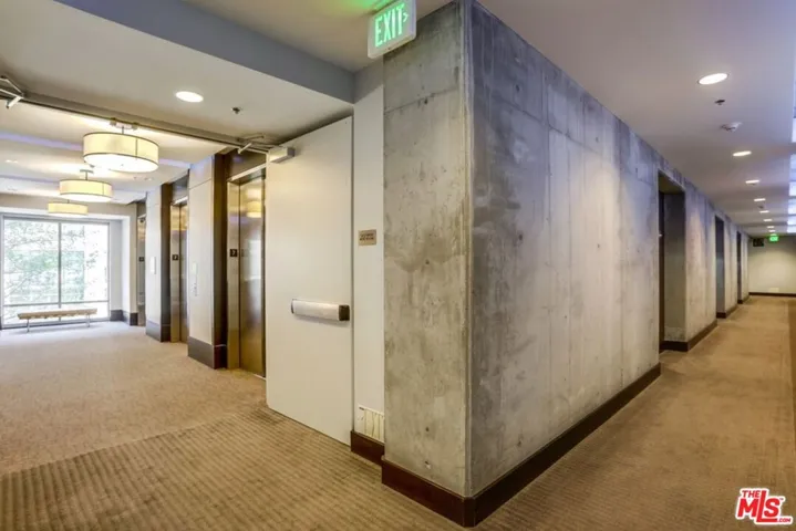 1100 S Hope Street 914, Los Angeles, California 90015
