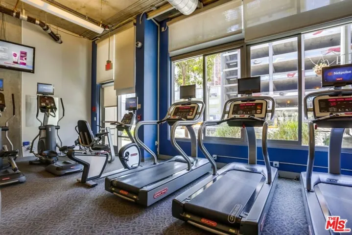 1100 S Hope Street 914, Los Angeles, California 90015