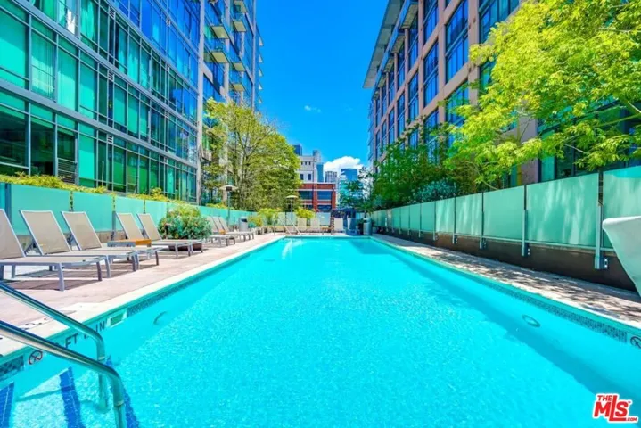 1100 S Hope Street 914, Los Angeles, California 90015