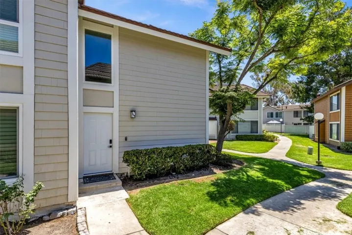 25885 Trabuco, Lake Forest, California 92630