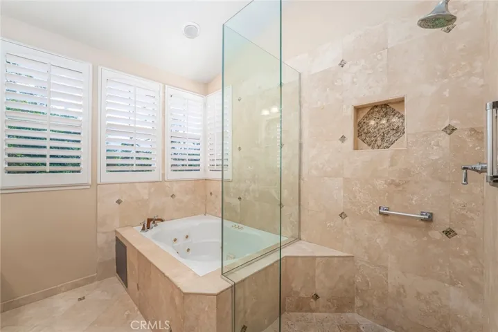 14 Paseo Vecino, Rancho Santa Margarita, California 92688