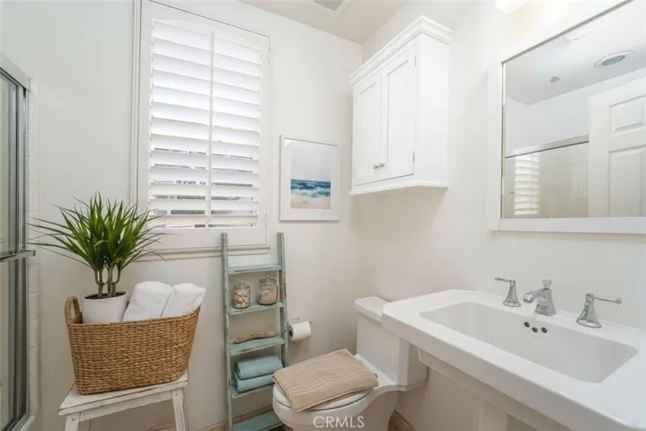 Hall Bath Virtually Staged with AI.