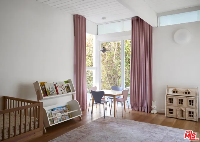 12 Deerhill Drive, Palos Verdes Peninsula, California 90274