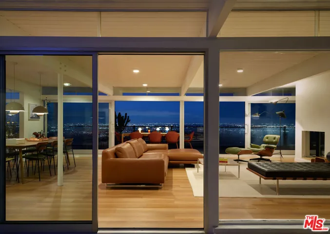 12 Deerhill Drive, Palos Verdes Peninsula, California 90274
