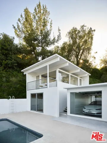 12 Deerhill Drive, Palos Verdes Peninsula, California 90274