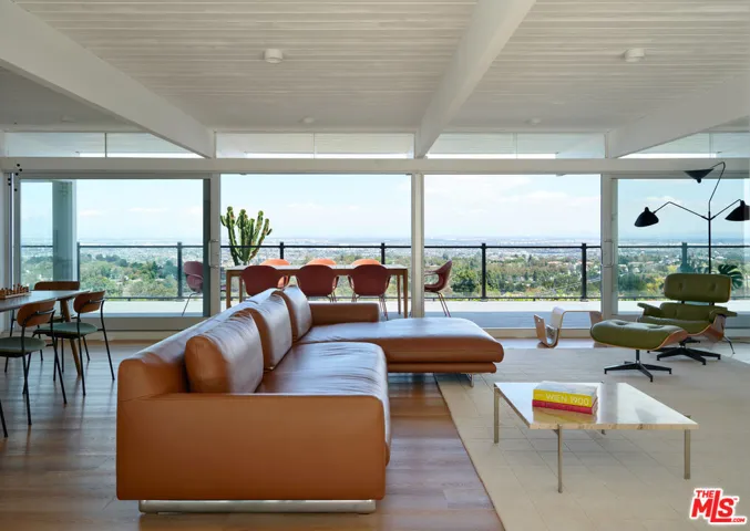 12 Deerhill Drive, Palos Verdes Peninsula, California 90274