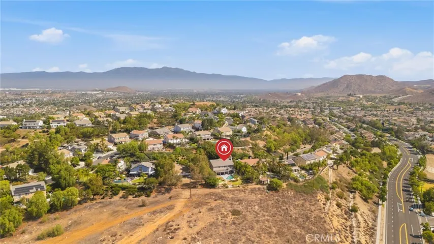 1184 Tesoro, Corona, California 92879