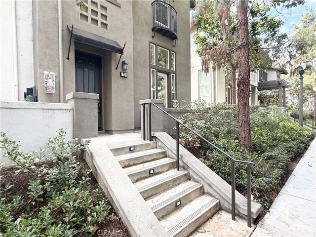 73 Stepping Stone, Irvine, California 92603