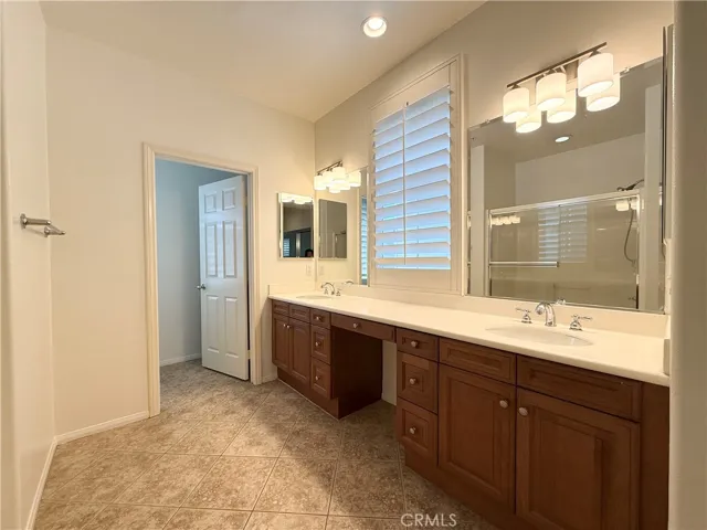 73 Stepping Stone, Irvine, California 92603
