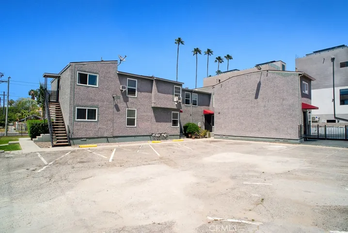 1134 W 39th, Los Angeles, California 90037