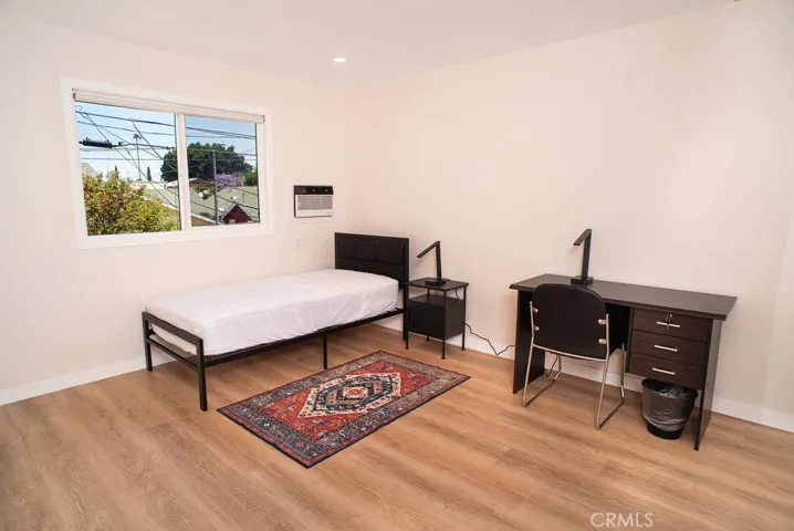 1134 W 39th, Los Angeles, California 90037