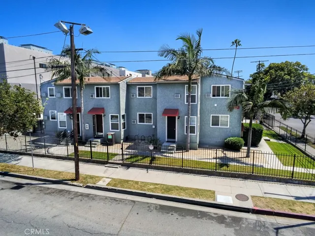1134 W 39th, Los Angeles, California 90037