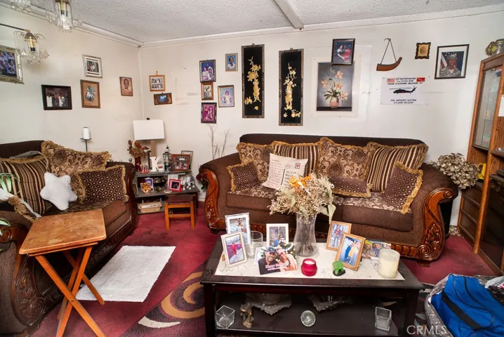 1134 W 39th, Los Angeles, California 90037