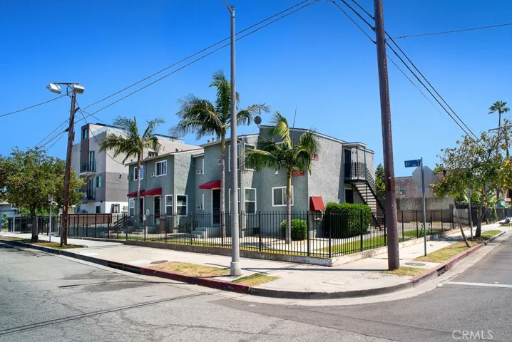 1134 W 39th, Los Angeles, California 90037