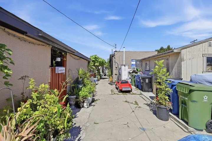 11308 Burin Avenue, Inglewood, California 90304