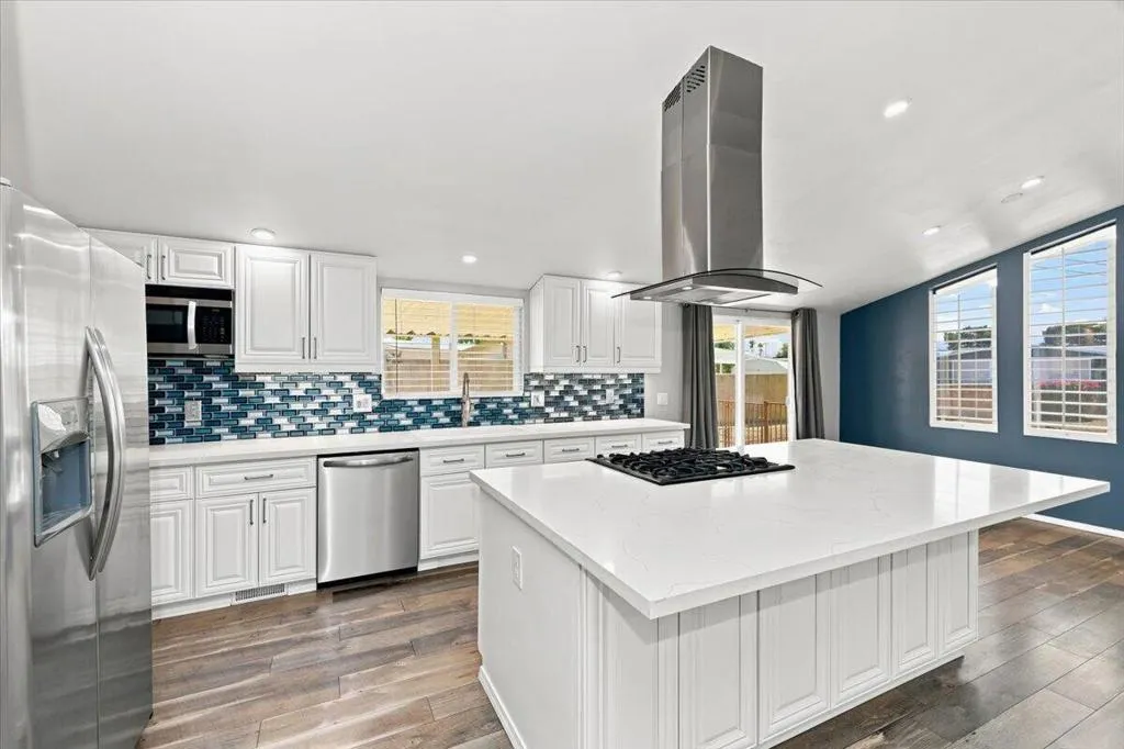 33-Kitchen