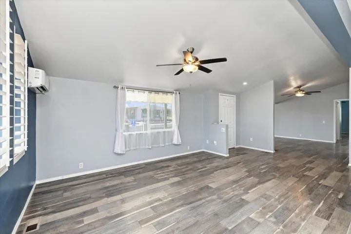 24-Living Room