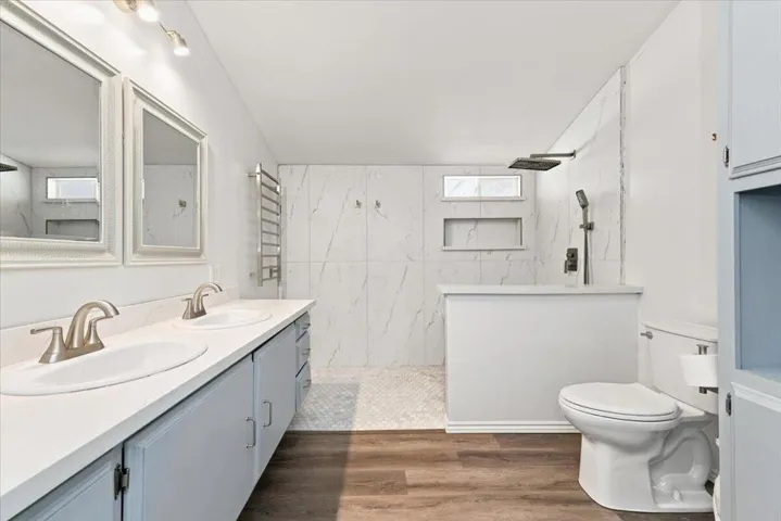 46-Bathroom