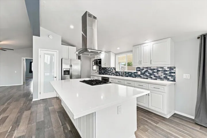 31-Kitchen