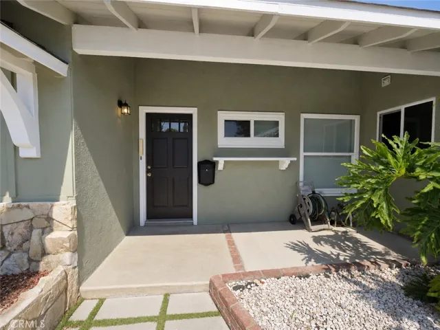 6624 Gross Avenue, Los Angeles, California 91307