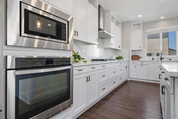 15101 Lincoln Loop, San Diego, California 92127