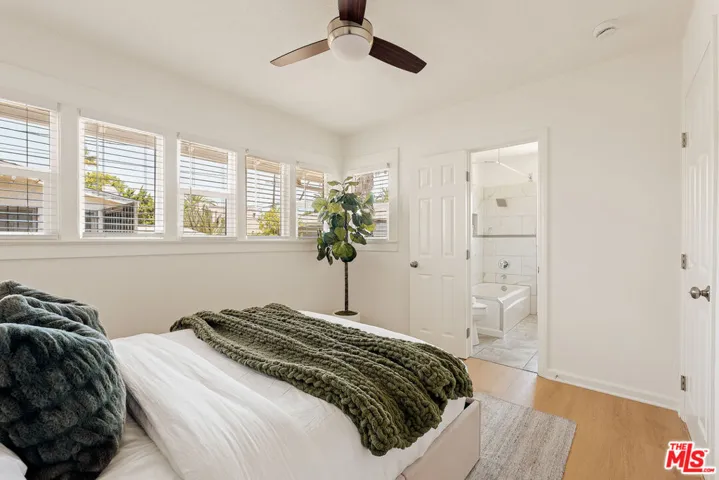 2002 Lime Avenue, Long Beach, California 90806