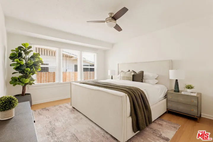 2002 Lime Avenue, Long Beach, California 90806