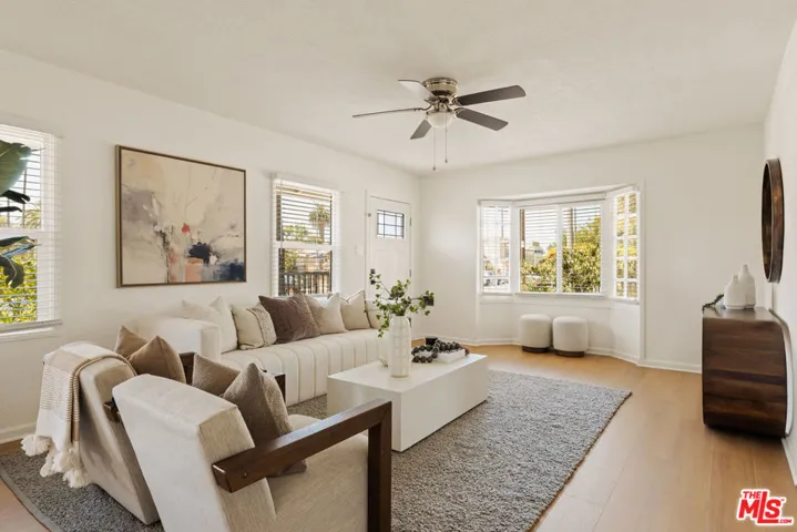 2002 Lime Avenue, Long Beach, California 90806