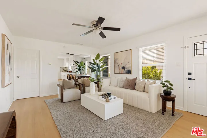2002 Lime Avenue, Long Beach, California 90806
