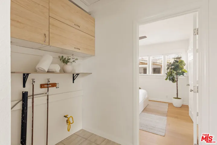 2002 Lime Avenue, Long Beach, California 90806