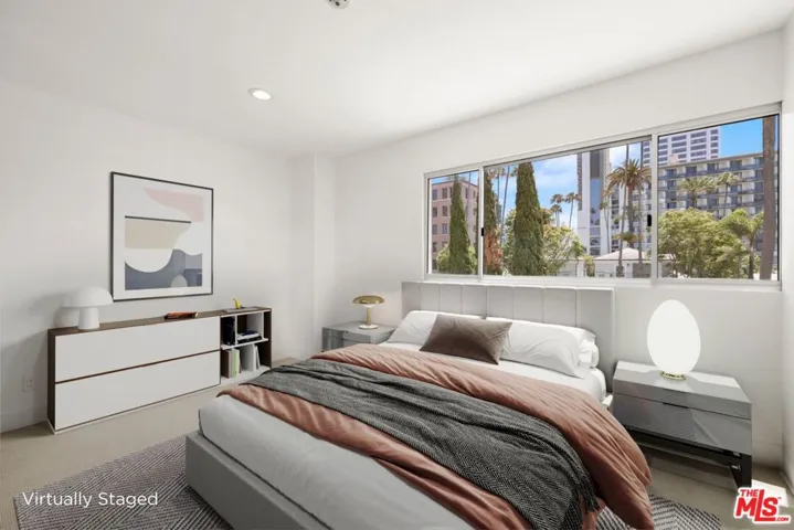 101 California Avenue 206, Santa Monica, California 90403