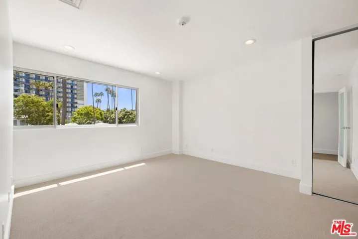 101 California Avenue 206, Santa Monica, California 90403