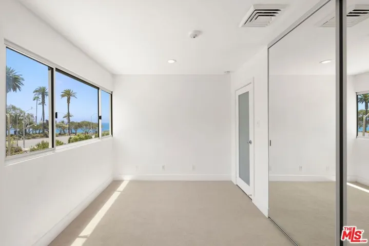 101 California Avenue 206, Santa Monica, California 90403