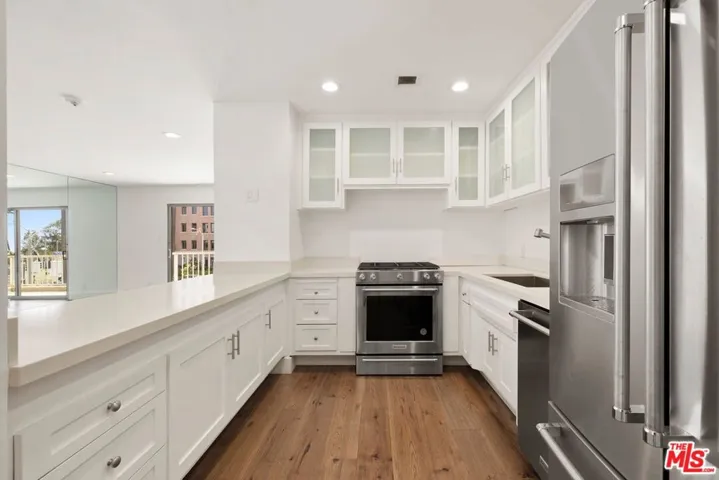 101 California Avenue 206, Santa Monica, California 90403