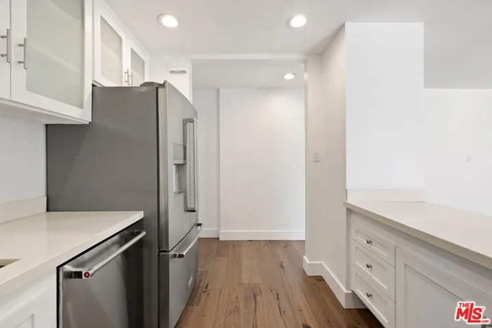101 California Avenue 206, Santa Monica, California 90403