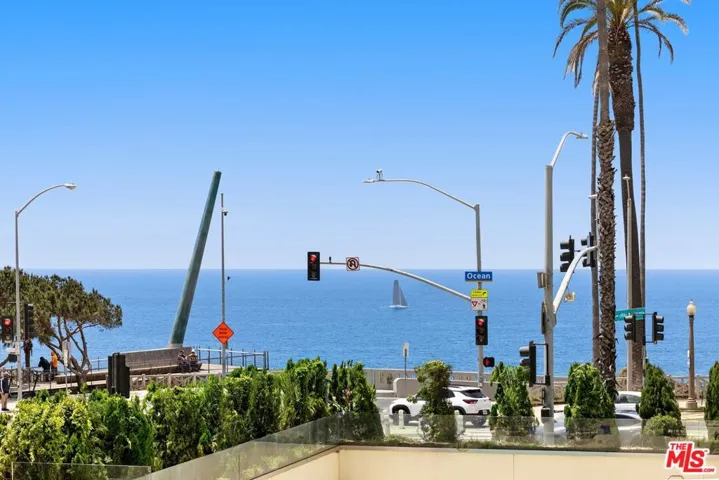 101 California Avenue 206, Santa Monica, California 90403
