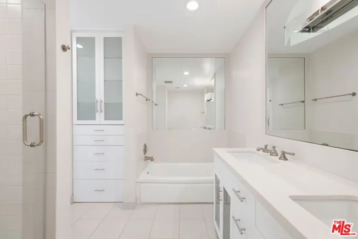 101 California Avenue 206, Santa Monica, California 90403