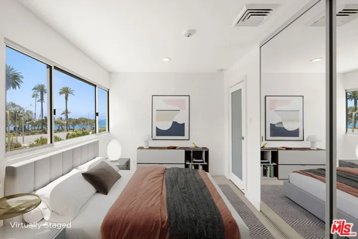 101 California Avenue 206, Santa Monica, California 90403