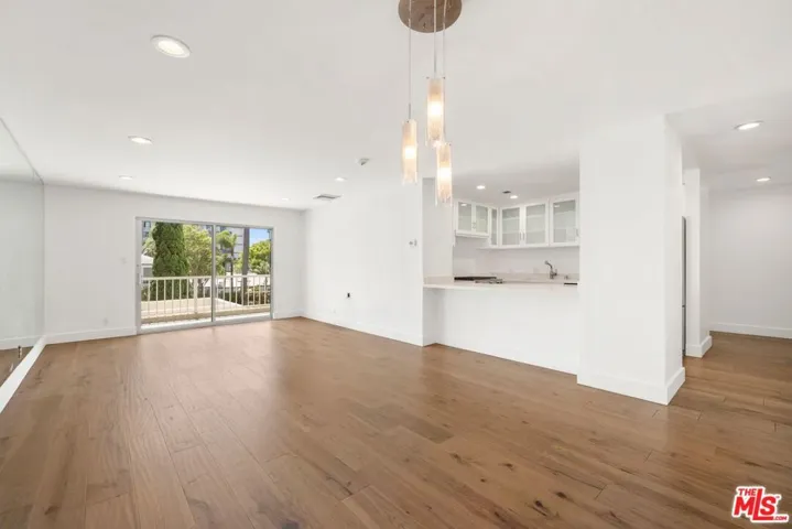 101 California Avenue 206, Santa Monica, California 90403