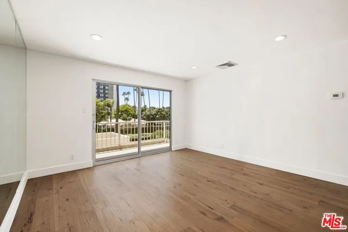 101 California Avenue 206, Santa Monica, California 90403