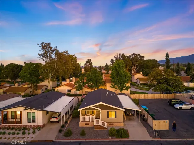 1007 Norwich Way, Corona, California 92882