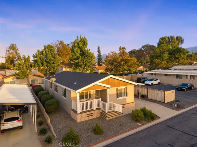 1007 Norwich Way, Corona, California 92882